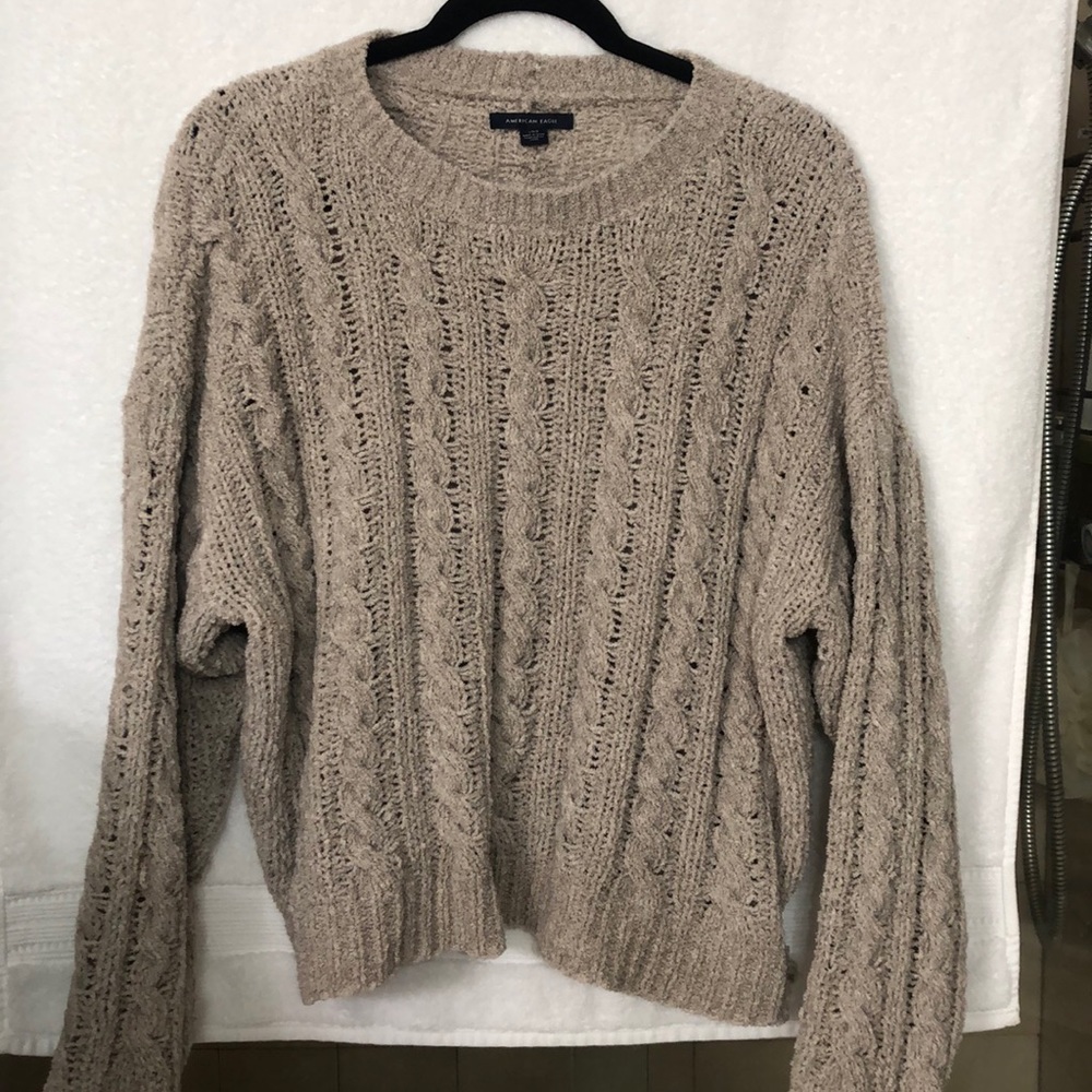 Aeo sweater